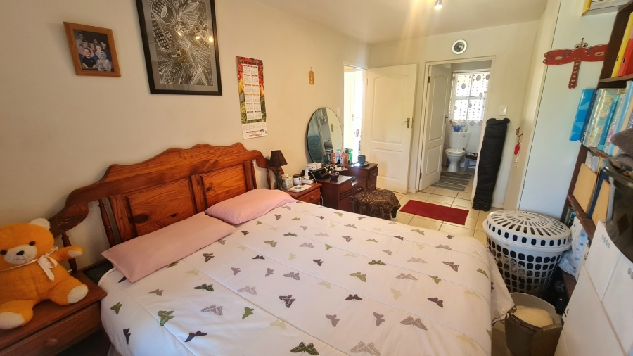 2 Bedroom Property for Sale in Knysna Central Western Cape